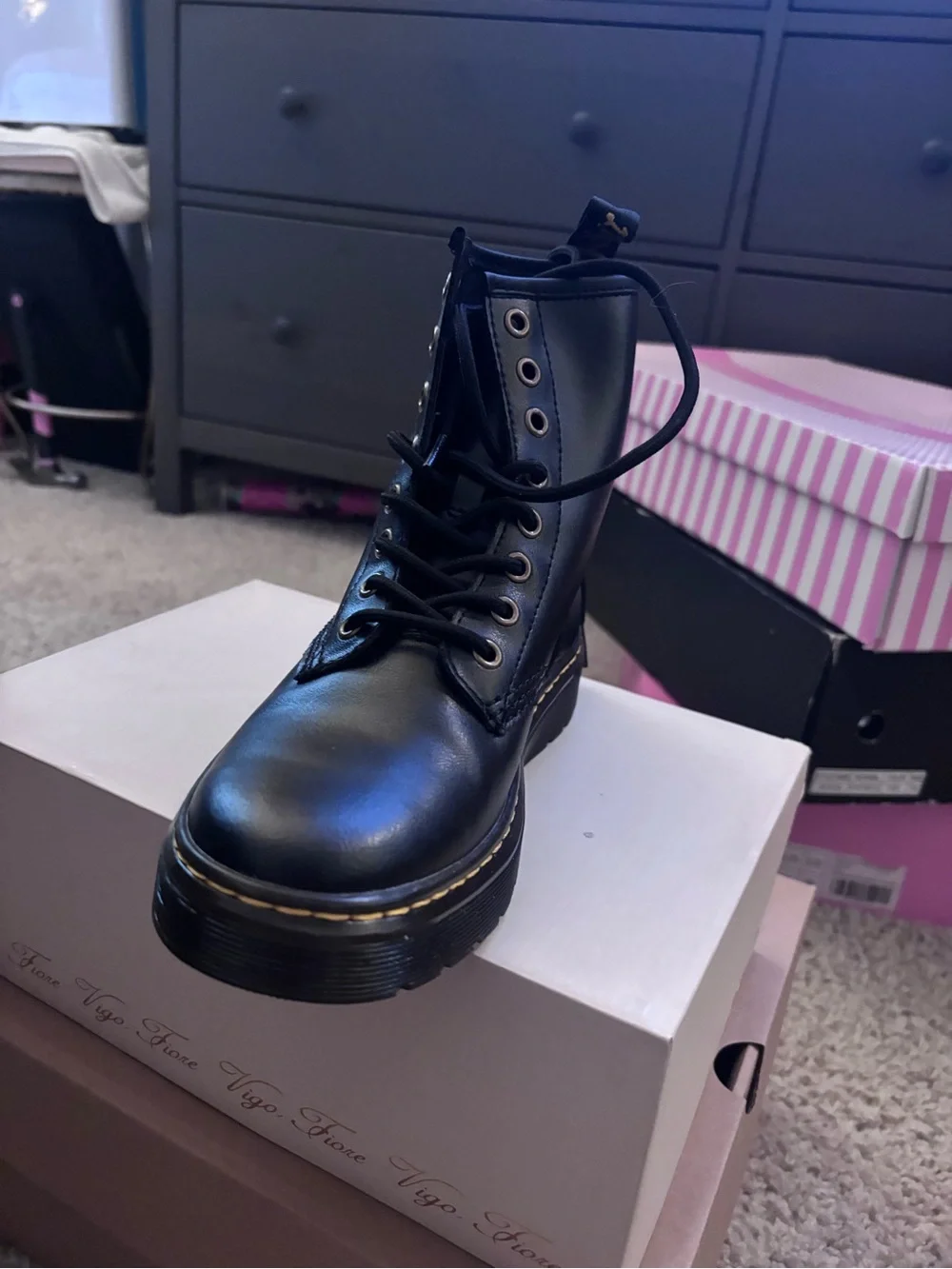 Dr. Martens - Black - Chelsea Boot
